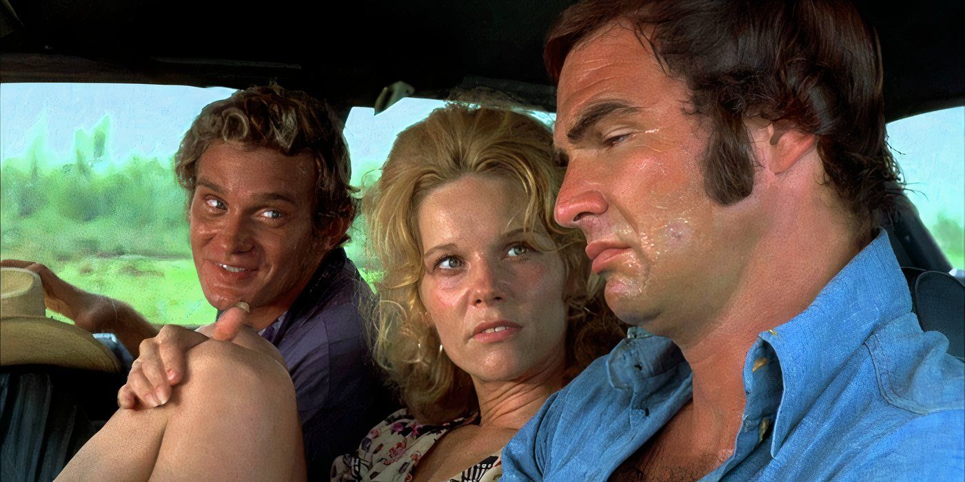 Gator (Burt Reynolds) driving passengers in 'White Lightning'