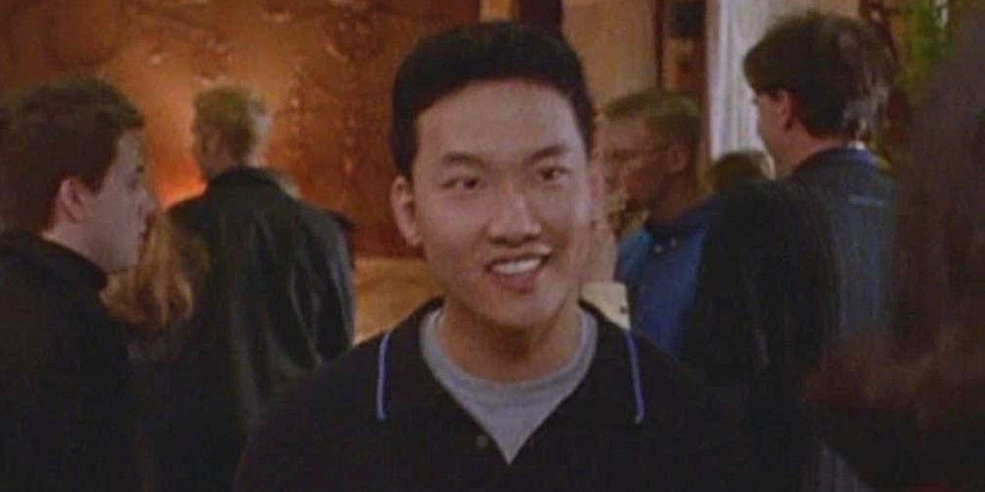 Henry Cho smiling in Gilmore Girls Season 2.