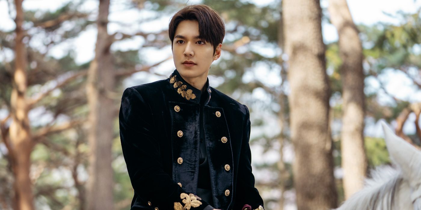 Lee Min-ho riding a horse in The King: Eternal Monarch.