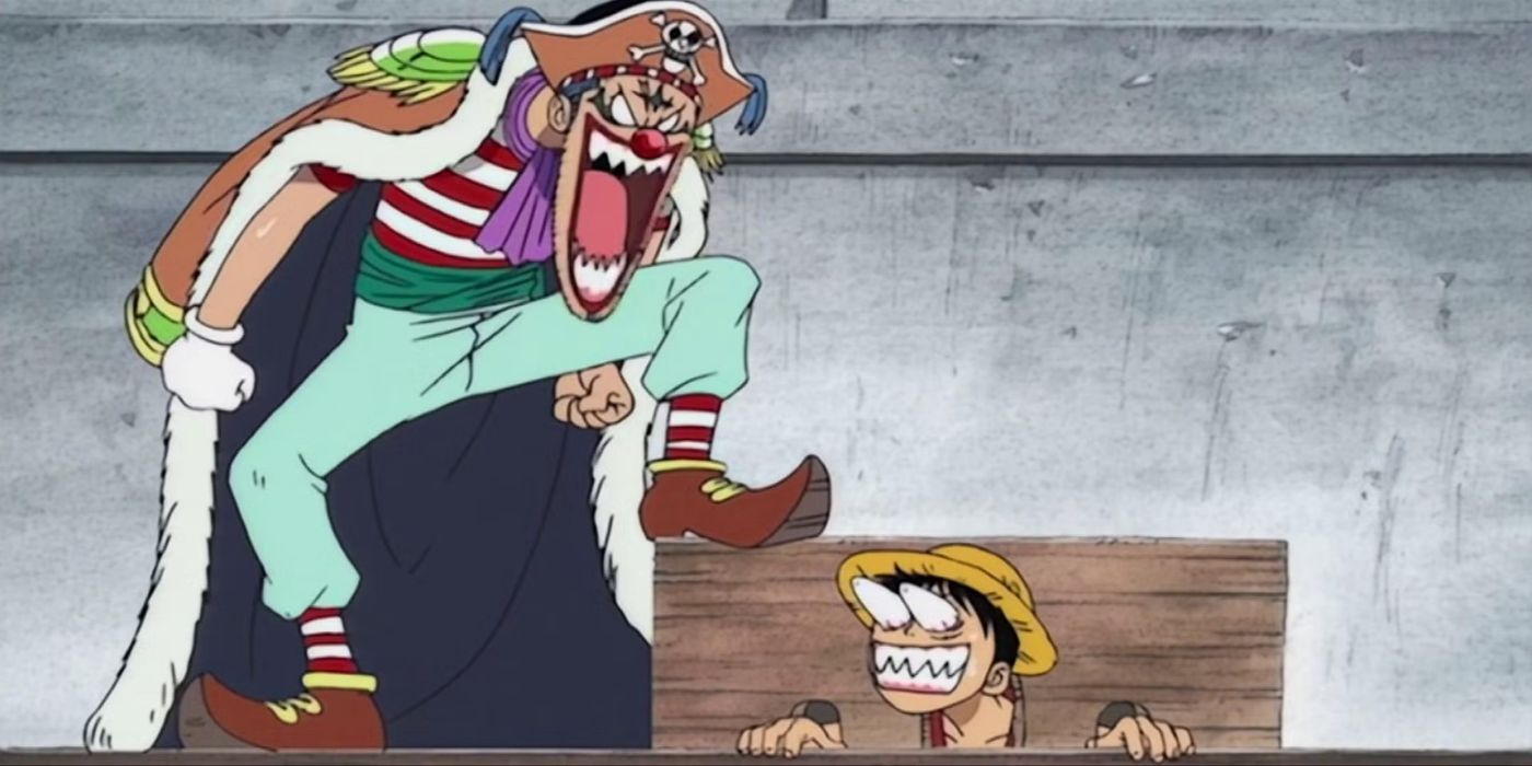 Buggy grita com um Luffy chocado em um pelourinho em uma peça loguetown