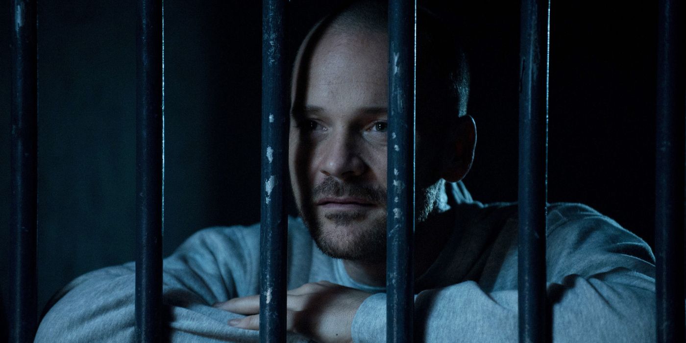 Peter Sarsgaard as Ray Seward in a prison cell in The Killing Season 3