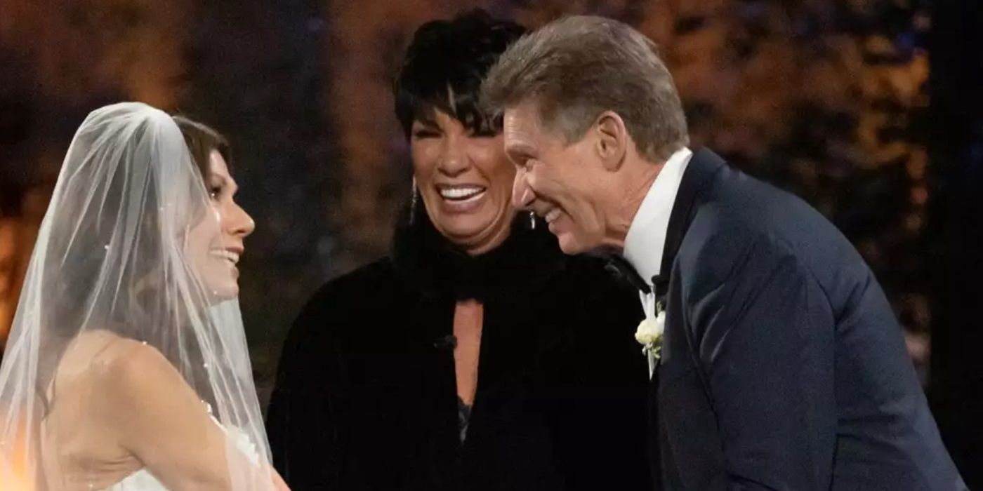 Susan Noles officiating the Golden Wedding in 'The Golden Bachelor'.
