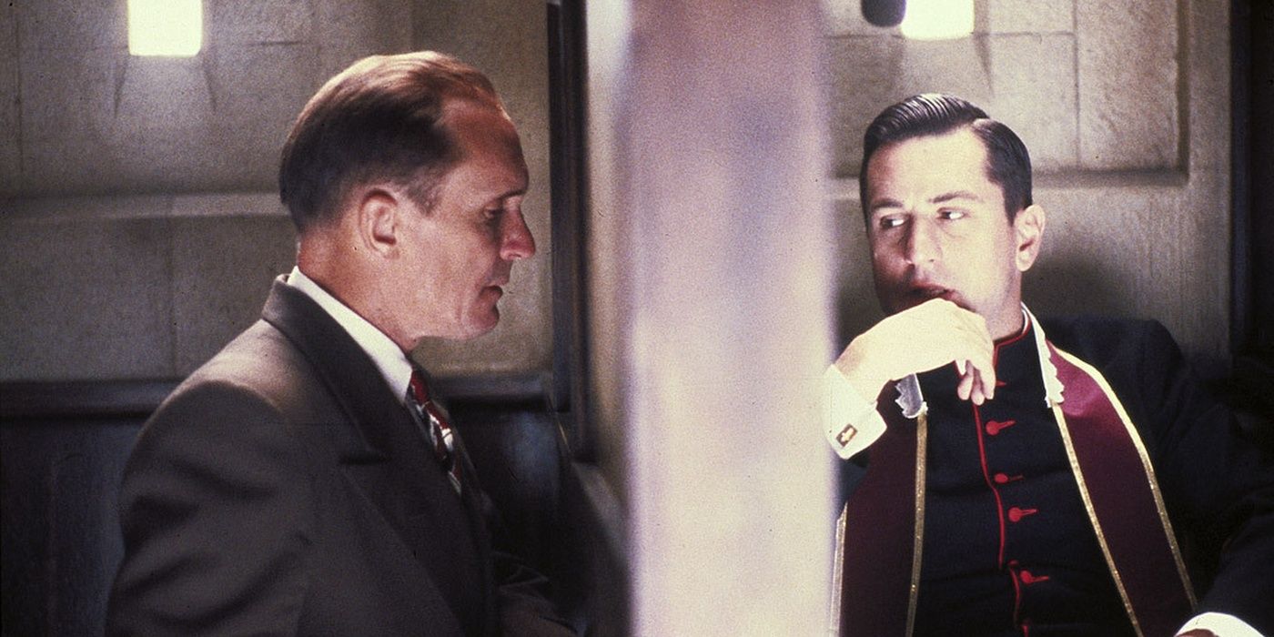 Robert De Niro and Robert Duvall star as the Spellacy brothers in True Confessions