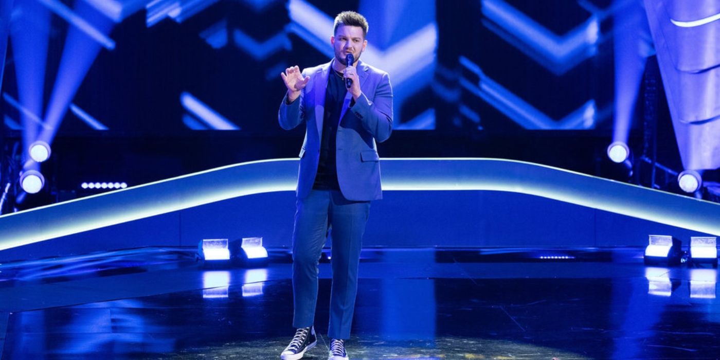 Hayden Grove sings during his Blind Audition on 'The Voice' Season 27.