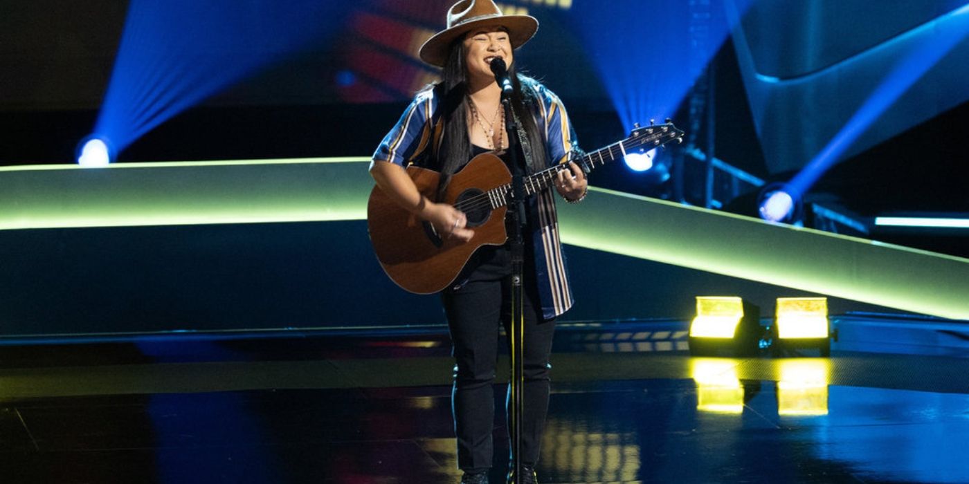 Jessica Manalo sings with her guitar for her Blind Audition on 'The Voice' Season 27.