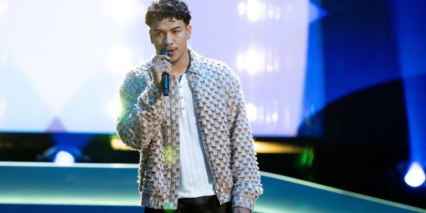 Ricardo Moreno during the Blind Auditions on 'The Voice' Season 27.