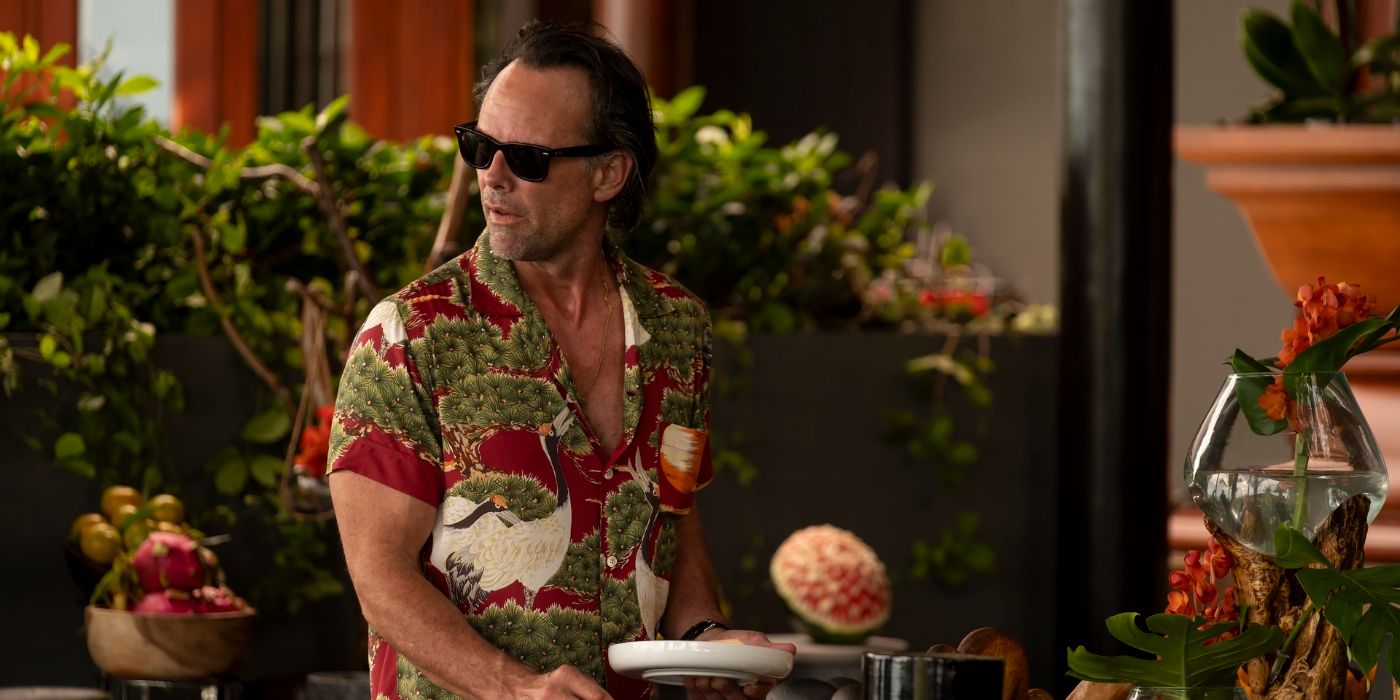 Walton Goggins as Rick looking shifty in The White Lotus Season 3, Episode 3. 