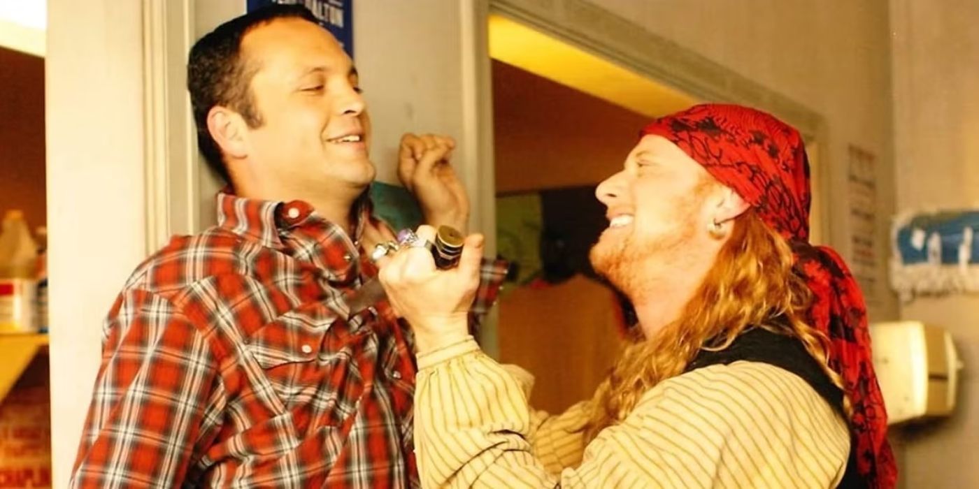 Alan Tudyk as Steve the Pirate confronts Vince Vaughn as Peter in Dodgeball.
