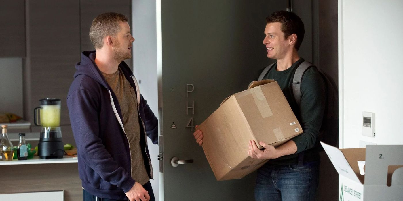 Russell Tovey as Kevin opens the door for Jonathan Groff as Patrick in season 2, episode 10 of Looking.