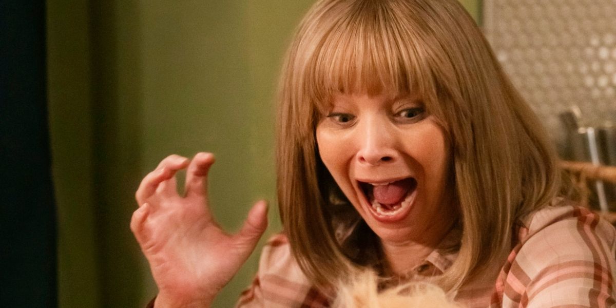 Liddy, played by actor Lisa Kudrow, screams in The Parenting.