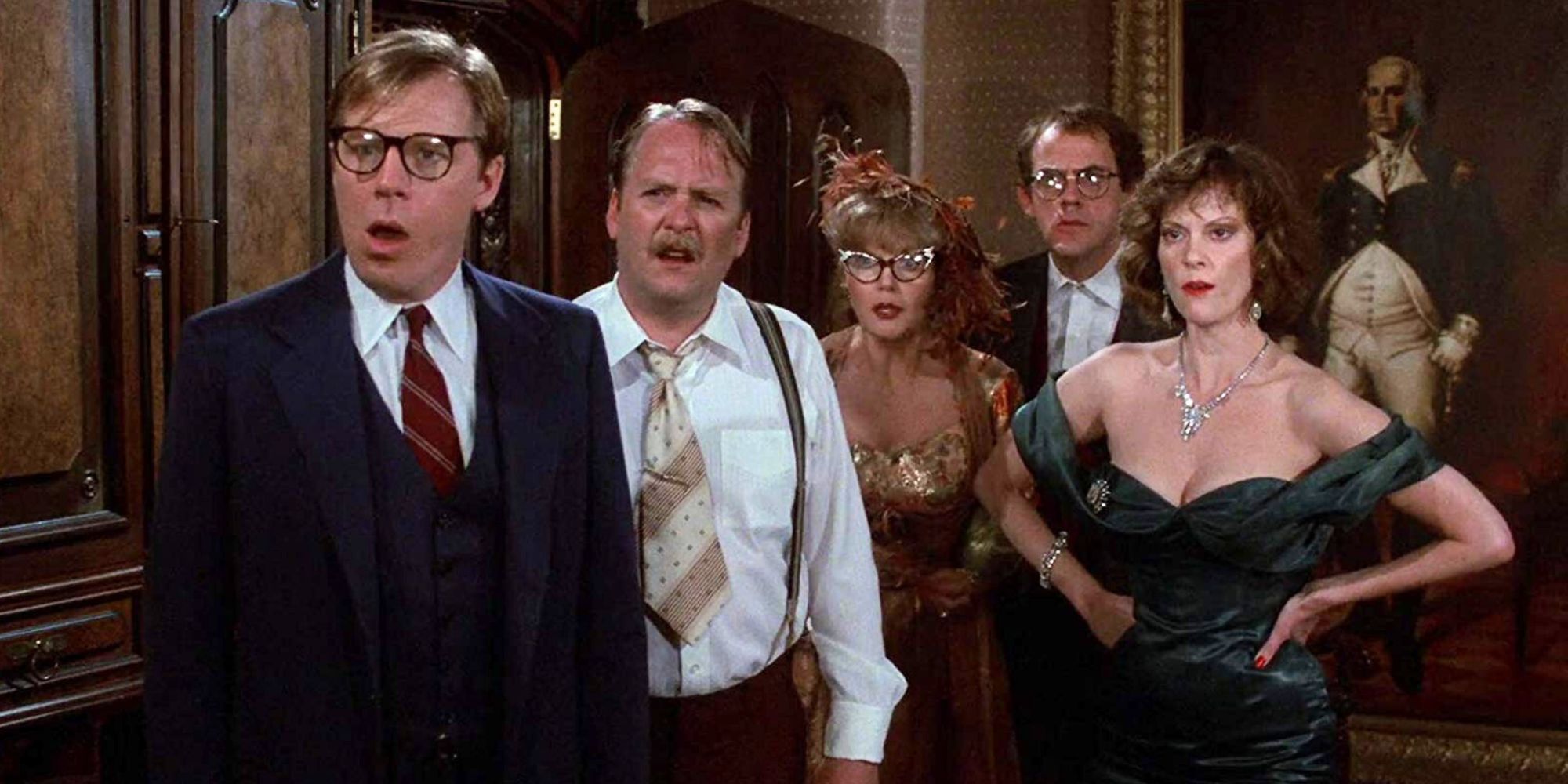 Michael McKean, Martin Mull, Eileen Brennan, Christopher Lloyd and Lesley Ann Warren standing next to each other in Clue (1985)