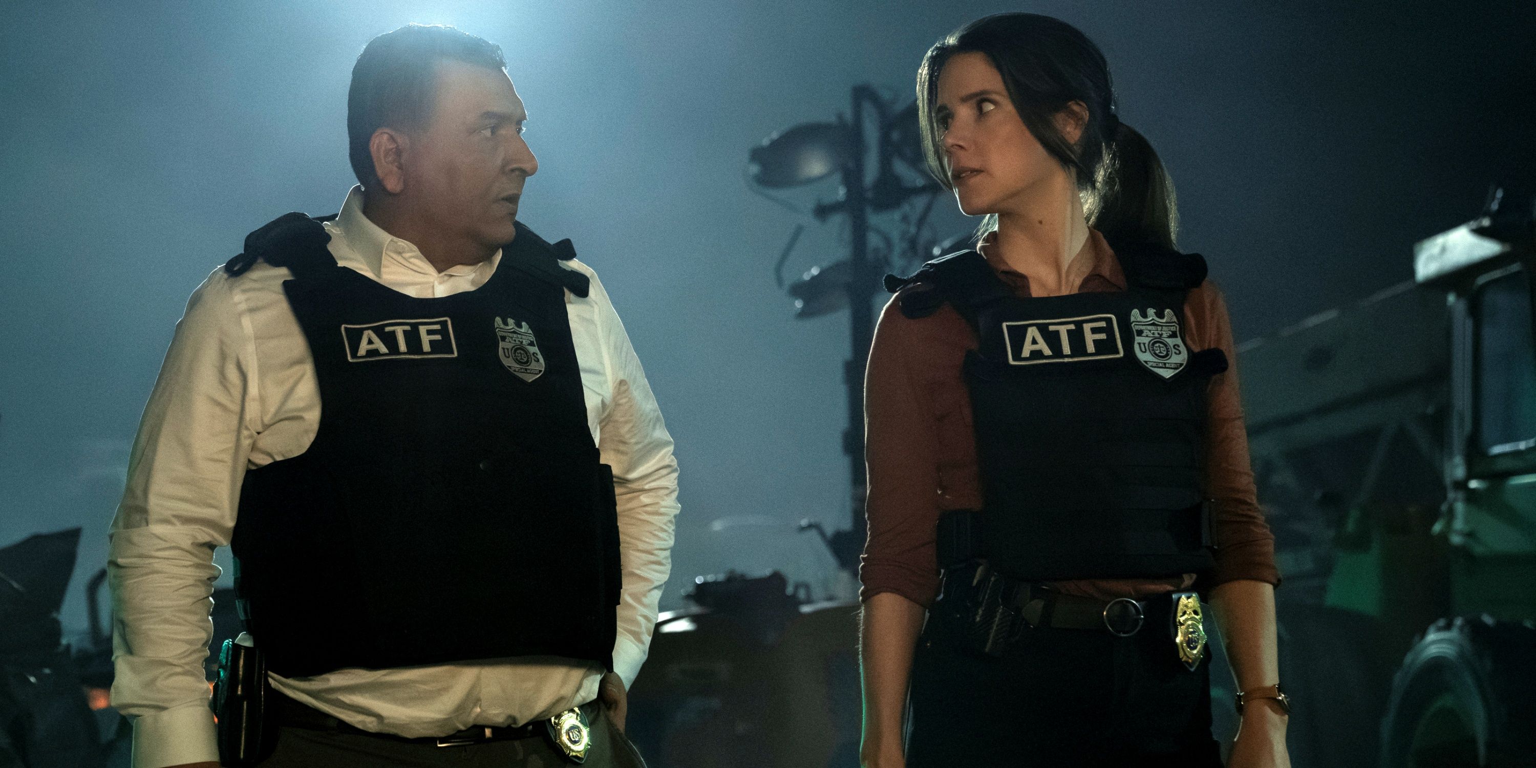 Sonya Cassidy as Susan Duffy side by side with Roberto Montesinos as Guillermo in Season 3 of Reacher