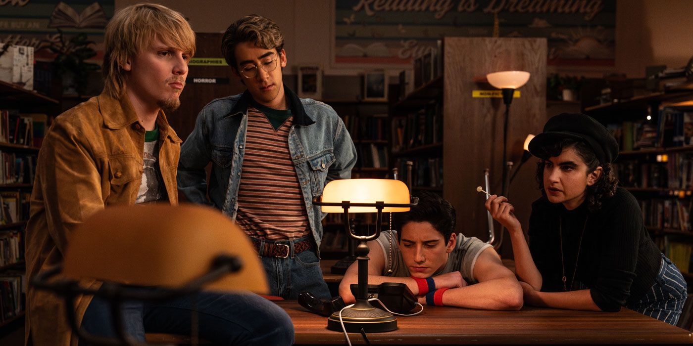 Sarah Yarkin, Milo Manheim, Nick Pugliese and Miles Elliot in School Spirits