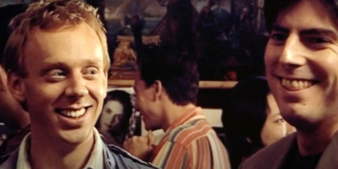 Buck (Mike White) smiles at the childhood friend he&rsquo;s obsessing over, Chuck (Chris Weitz), in Chuck &amp; Buck (2000).
