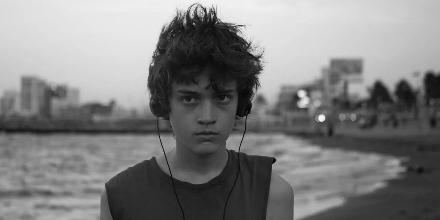 Sebastián Aguirre with headphones in &lsquo;Güeros&rsquo;