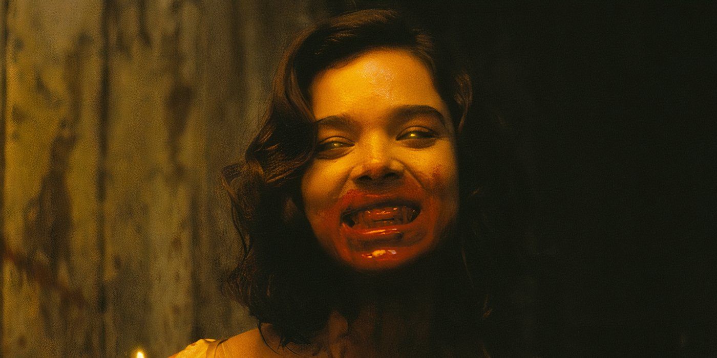 Hailee Steinfeld with blood around her mouth in Sinners