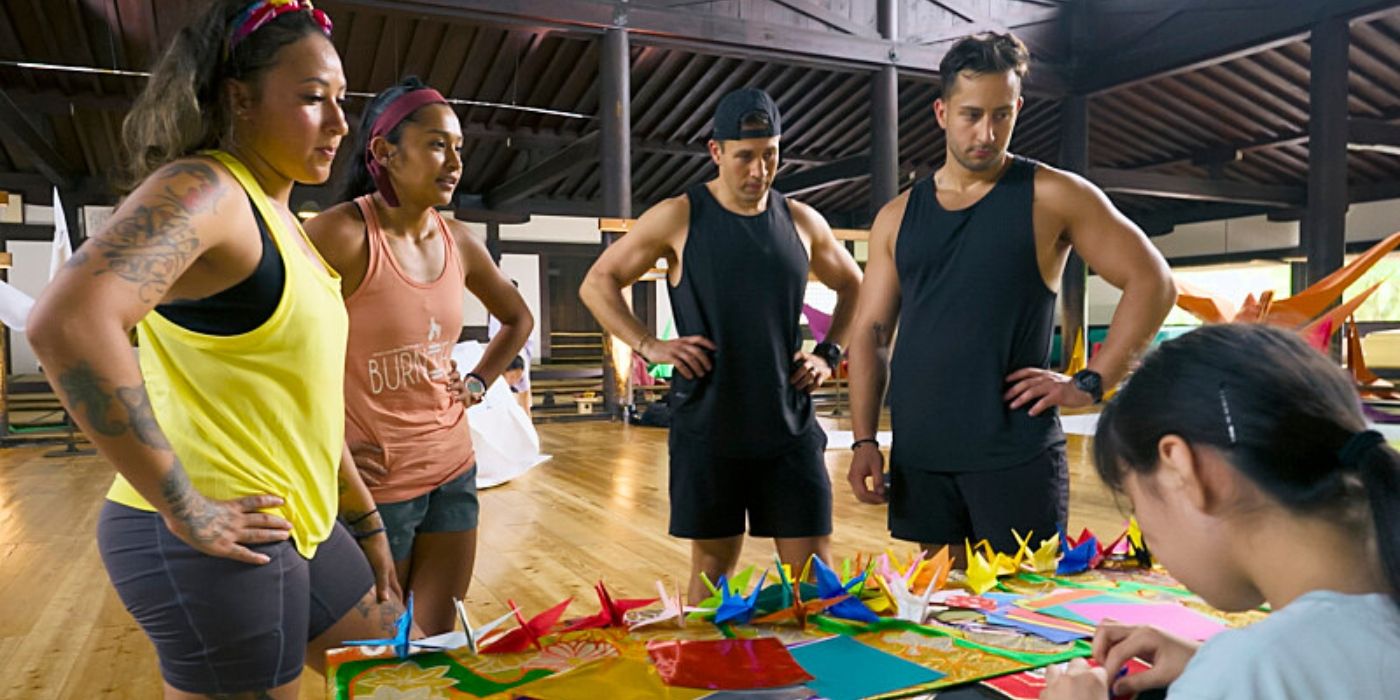 Bernie &amp; Carrigian and Mike &amp; Nick watch an origami instruction on &lsquo;The Amazing Race&rsquo; Season 37.