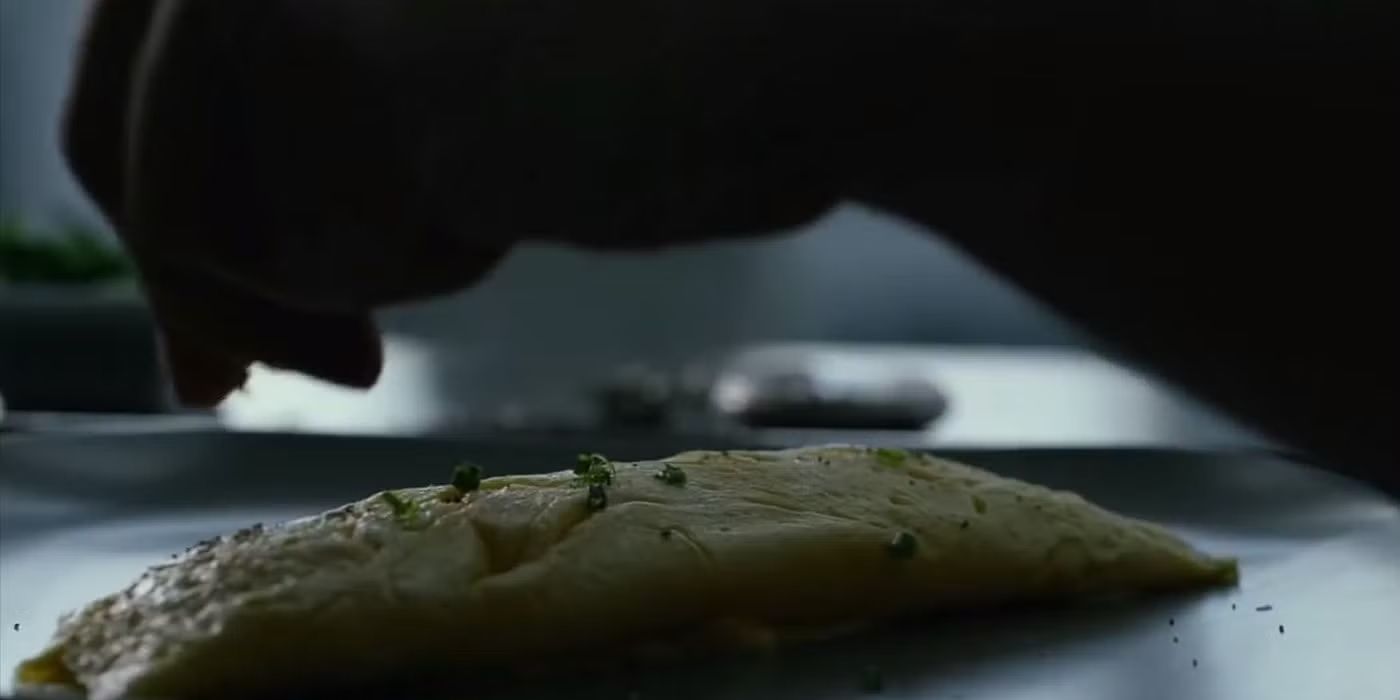The hand of Wilson Fisk preparing an omelet in &lsquo;Daredevil&rsquo; Season 1.