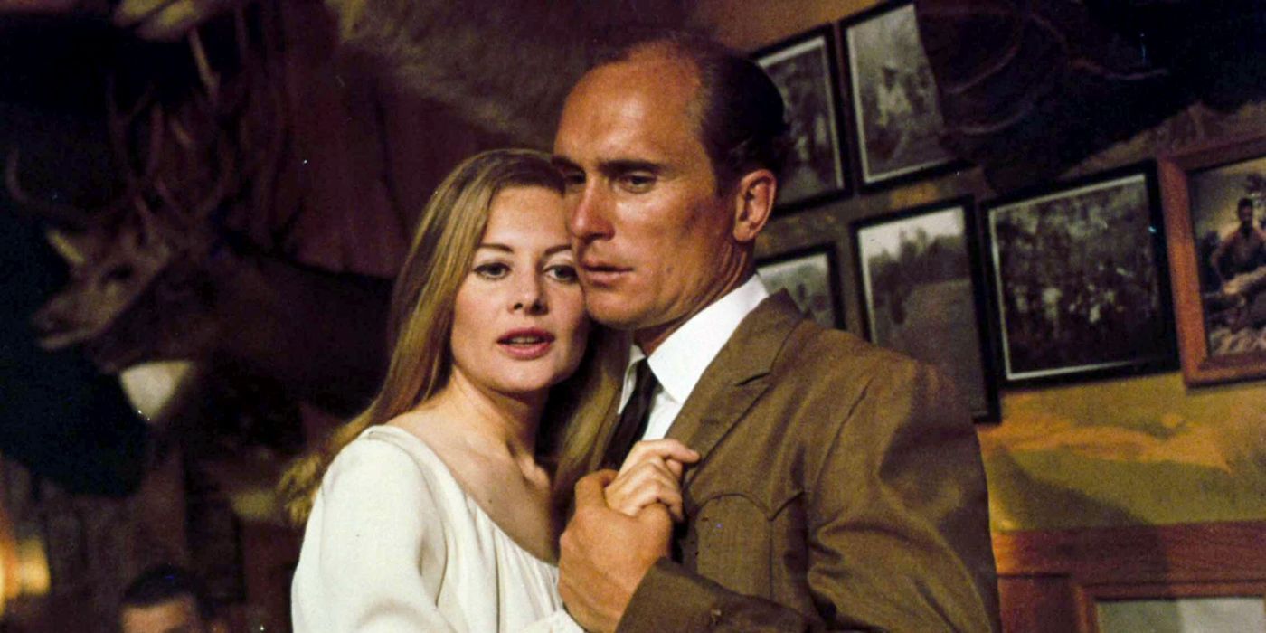 Robert Duvall and Shirley Knight holding each other in &lsquo;The Rain People&rsquo;