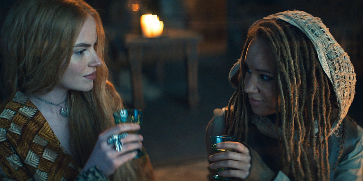 Aviendha and Elayne toasting each other in The Wheel of Time