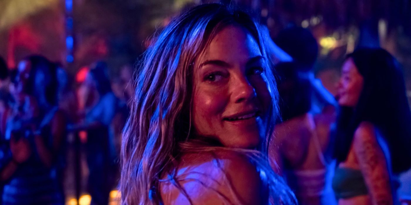 Michelle Monaghan as Jaclyn at the club in The White Lotus Season 3, Episode 5.