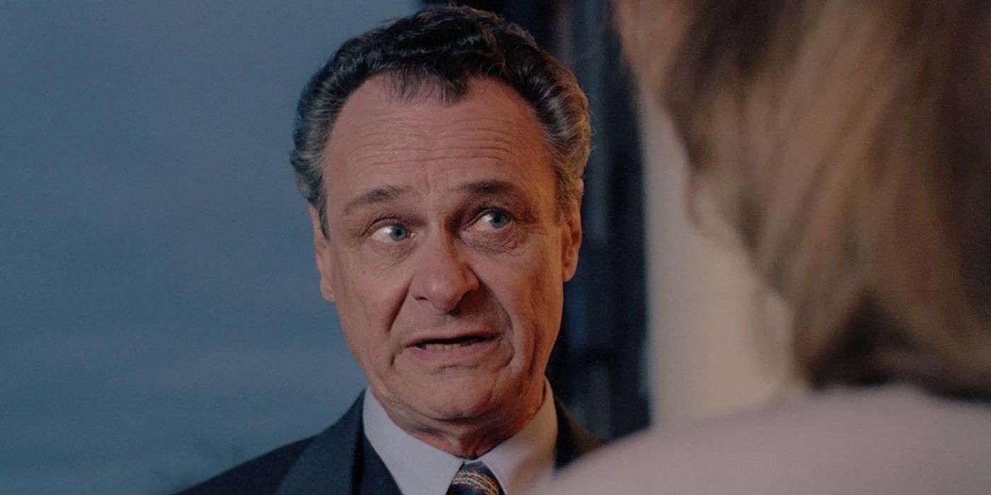 Deep Throat in &lsquo;The X-Files&rsquo; Season 1 finale, &ldquo;The Erlenmeyer Flask&rdquo;.