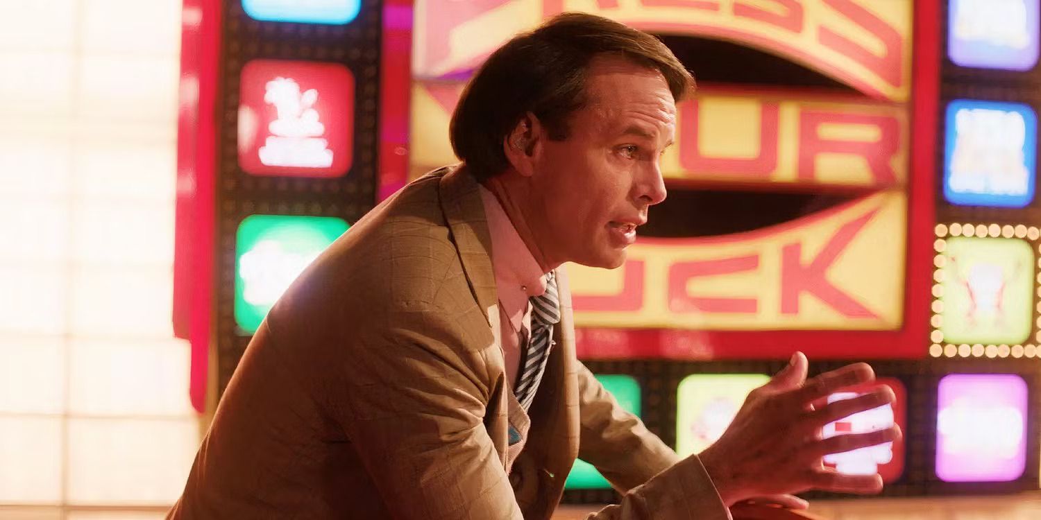 Walton Goggins as Peter Tomarken hosting Press Your Luck in &lsquo;The Luckiest Man in America&rsquo;