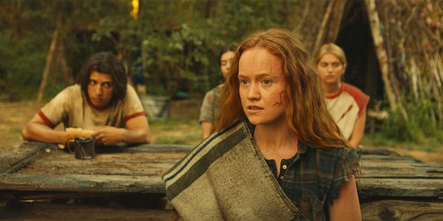 Van (Liv Hewson) in Yellowjackets Season 3 Episode 4