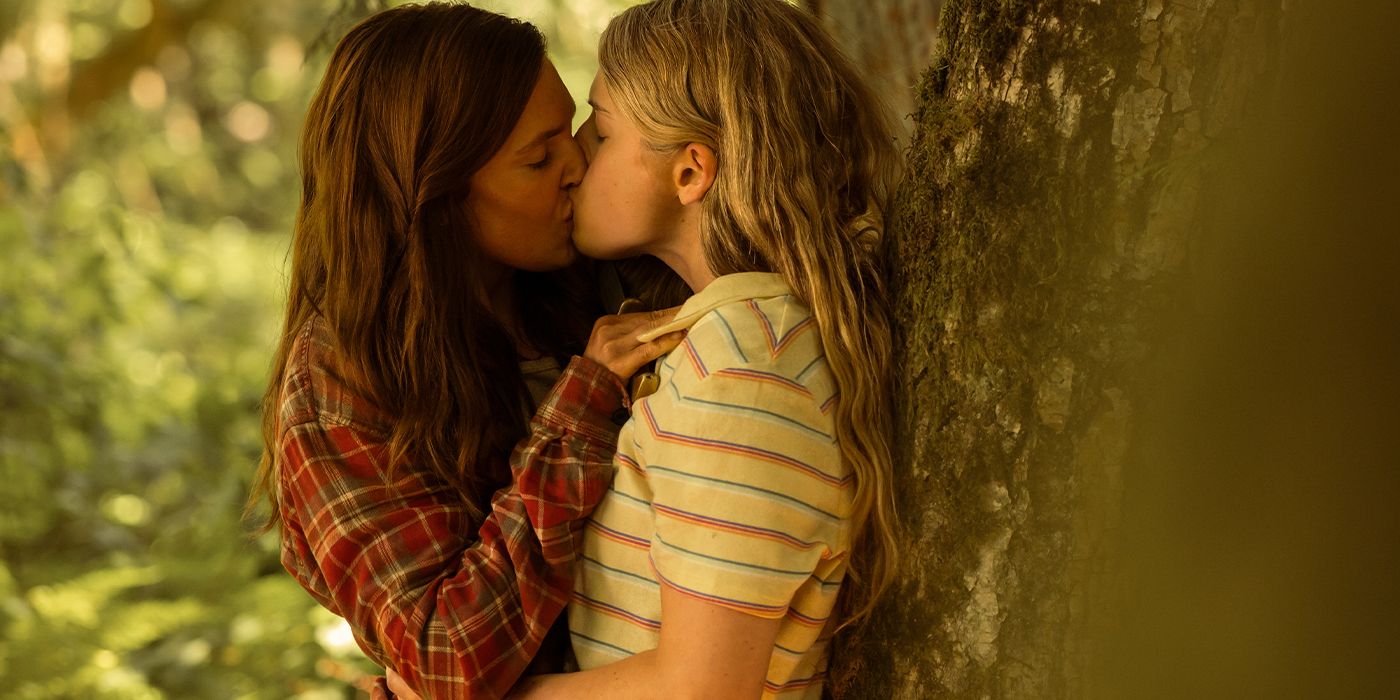 Sophie Nélisse and Jenna Burgess in Yellowjackets Season 3, Episode 2