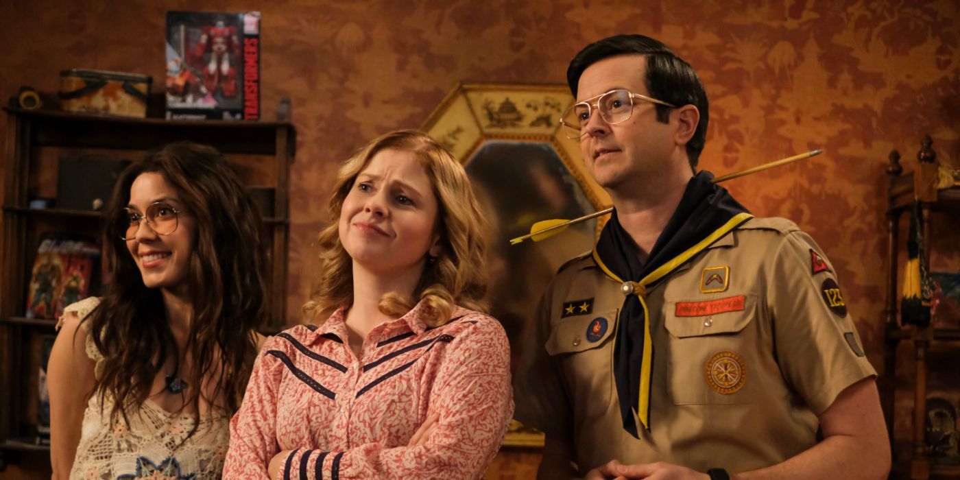 Sheila Carrasco Rose McIver and Richie Moriarty in Ghosts Season 4