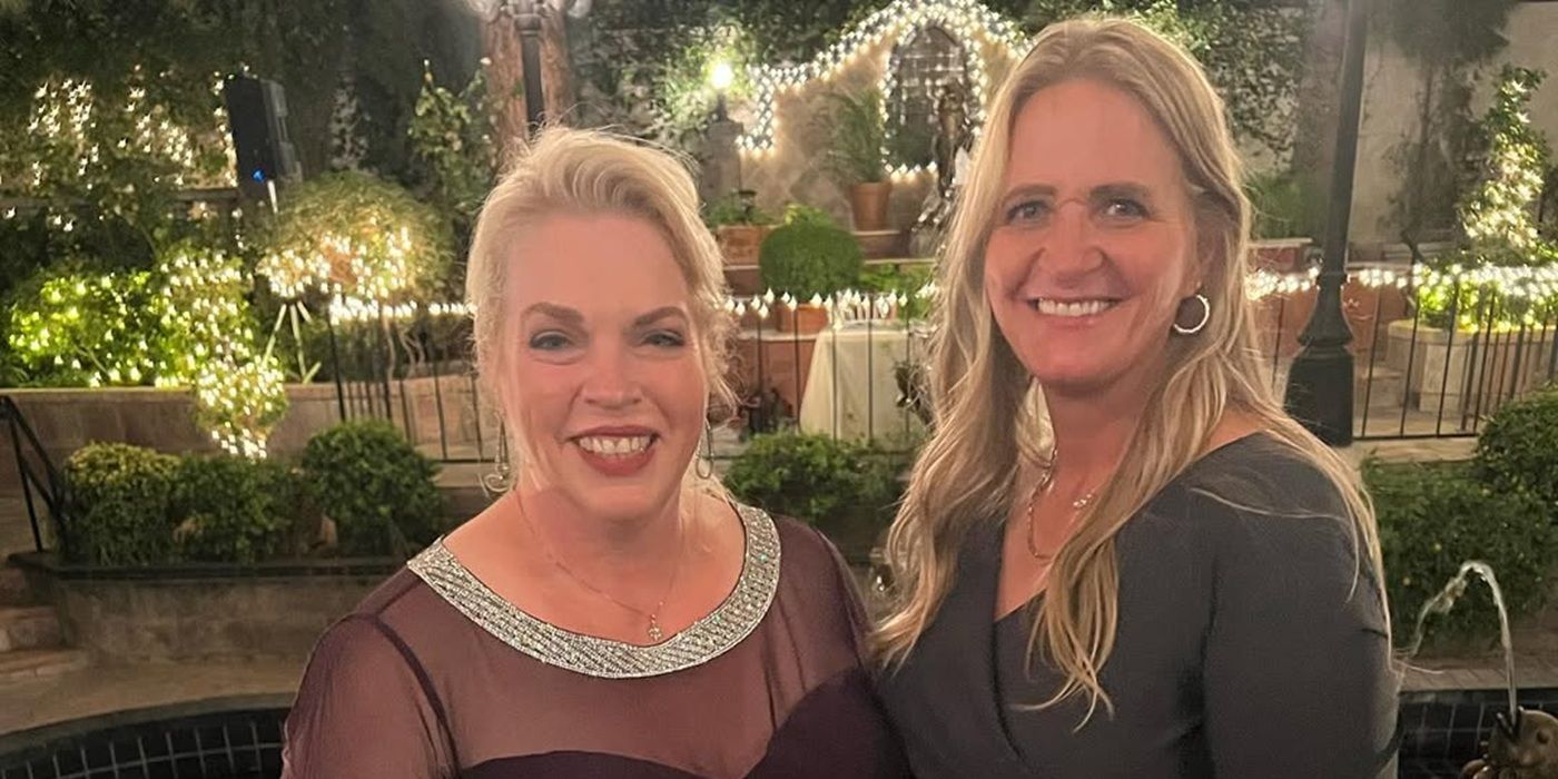 Janelle and Christine Brown posing for a photo