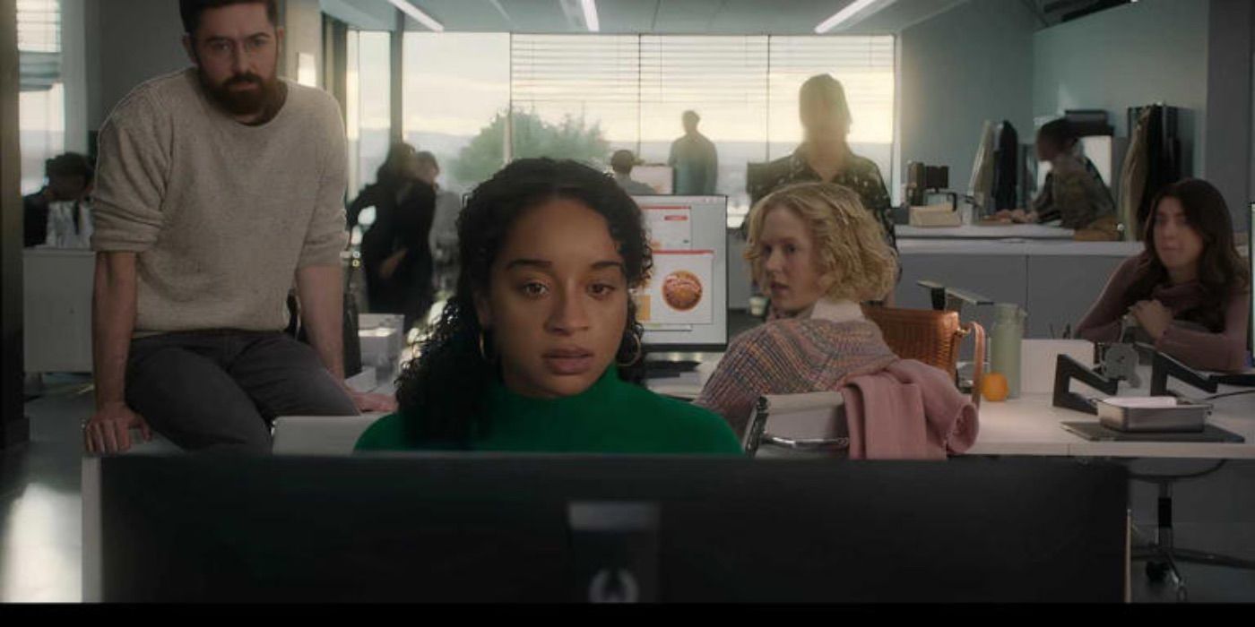 Siena Kelly as Maria in Black Mirror Bete Noire