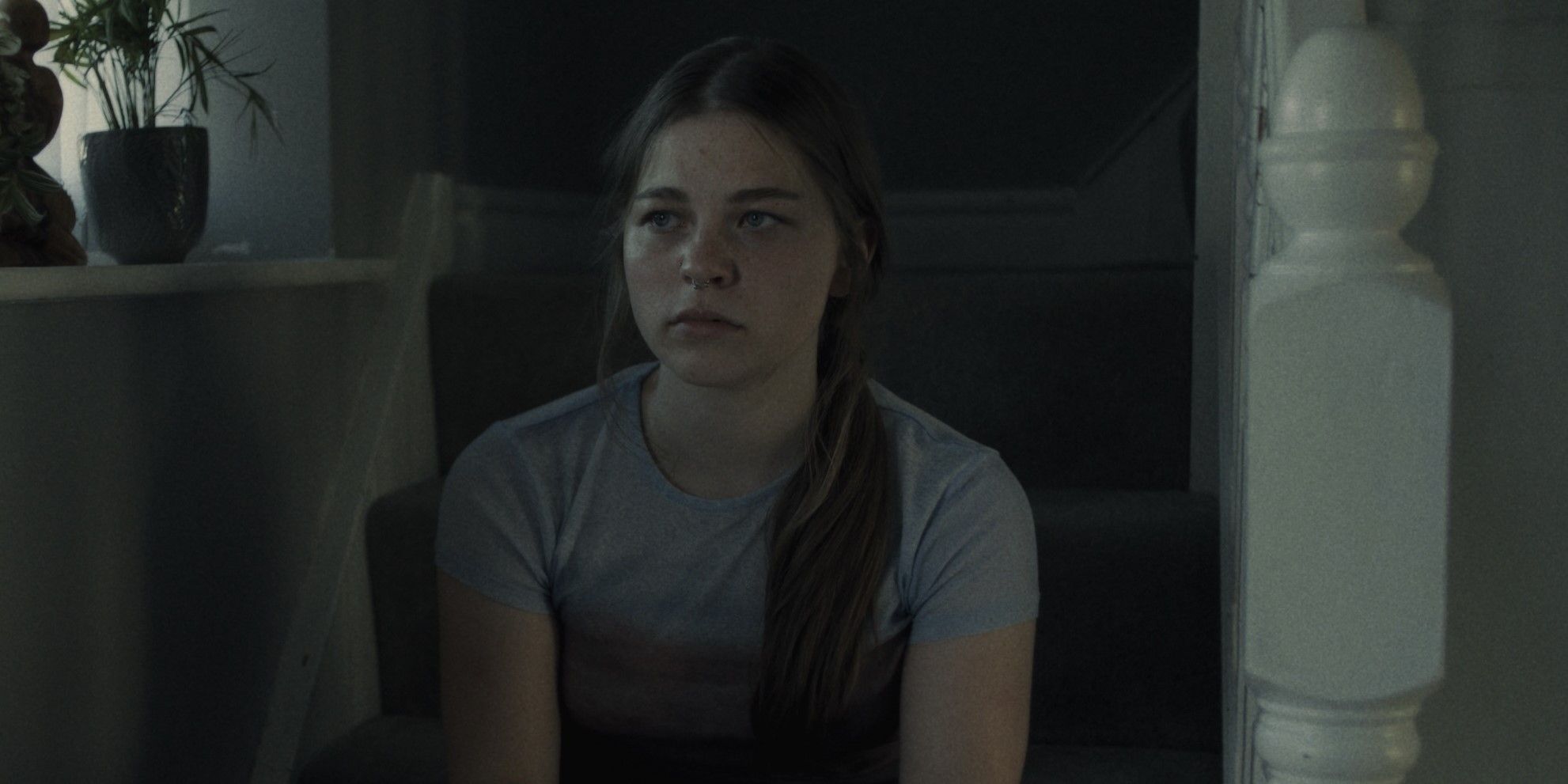 Adolescence-Amelie-Pease-Lisa-Miller-sitting-on-staircase