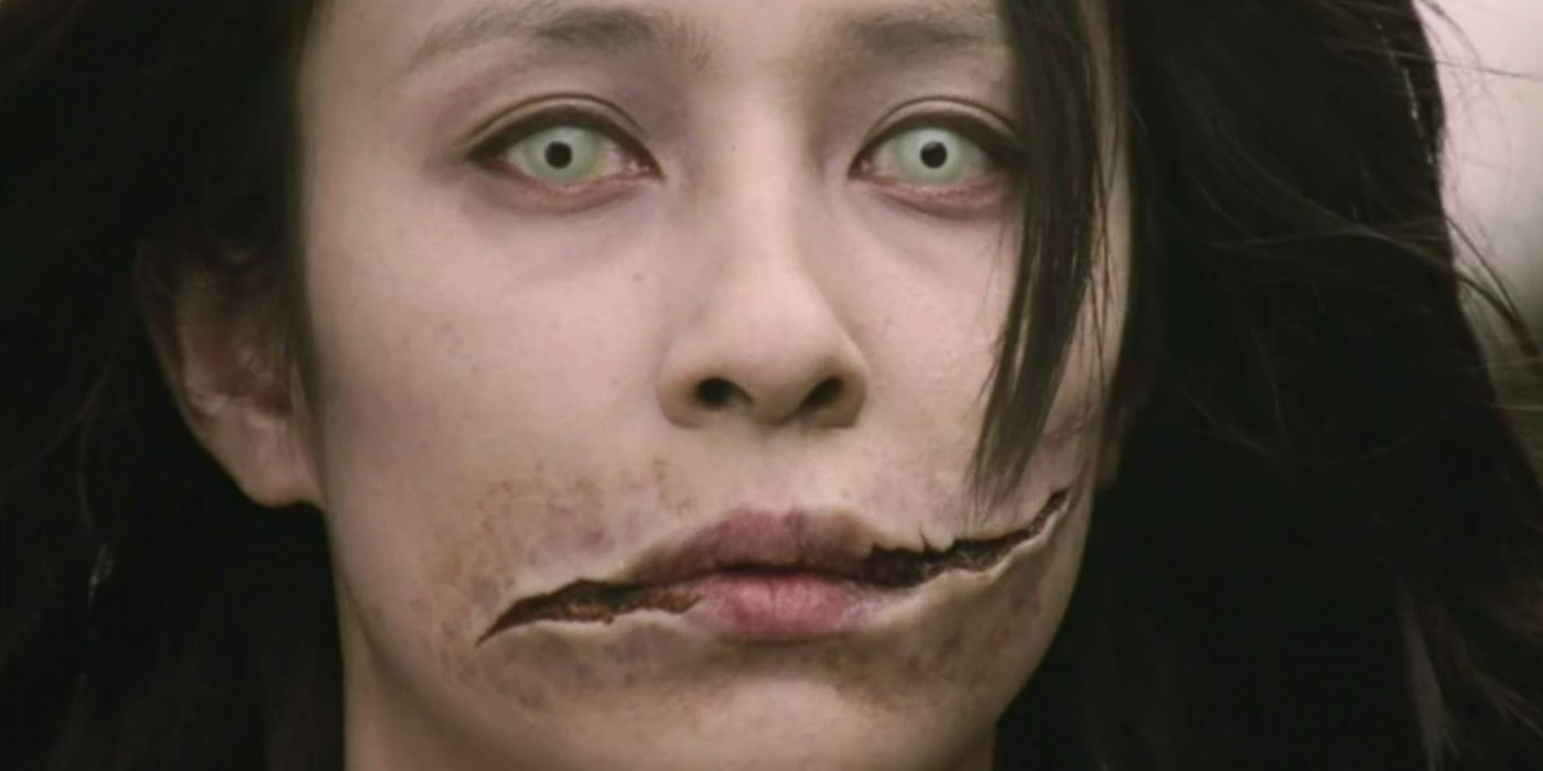 Kuchisake-onna close up in Carved The Slit-Mouthed Woman