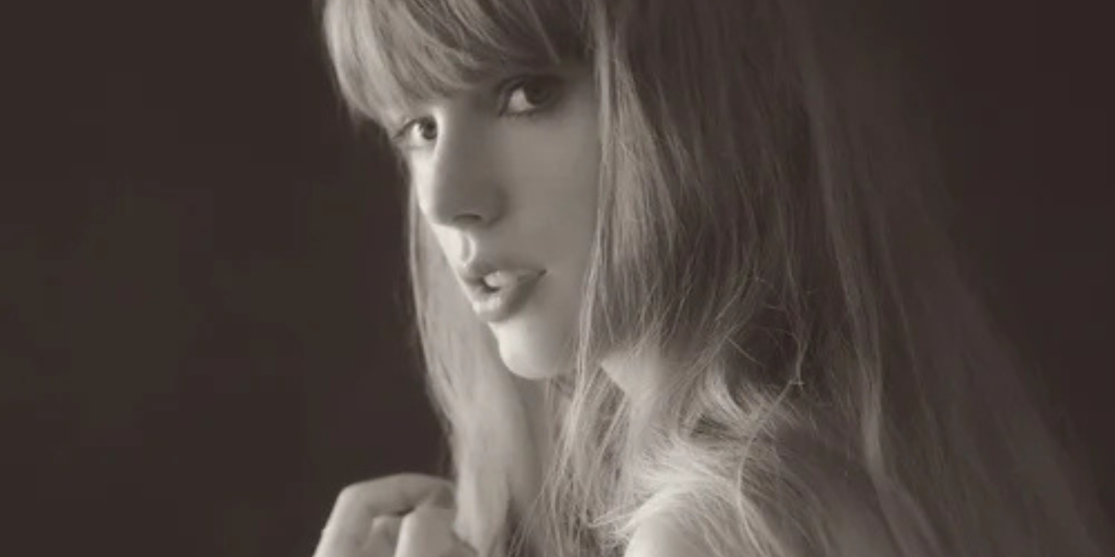Taylor Swift announced a deluxe version of her album, &ldquo;The Tortured Poets Department&rdquo; just hours after its release.