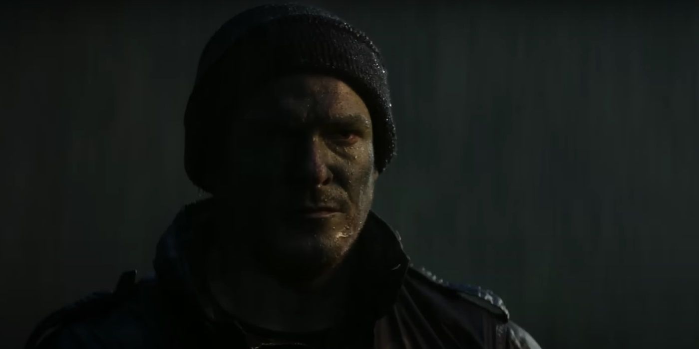 A camouflaged Reacher (Alan Ritchson) in the Hitmen House Fight Scene in Season 1, Episode 7 of &lsquo;Reacher&rsquo;