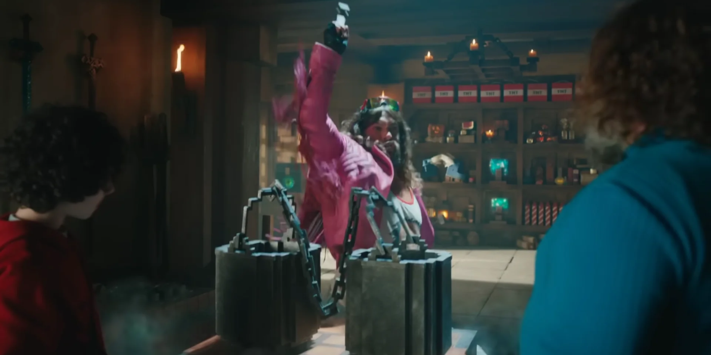 Jason Momoa crafts nunchuk buckets in A Minecraft Movie.