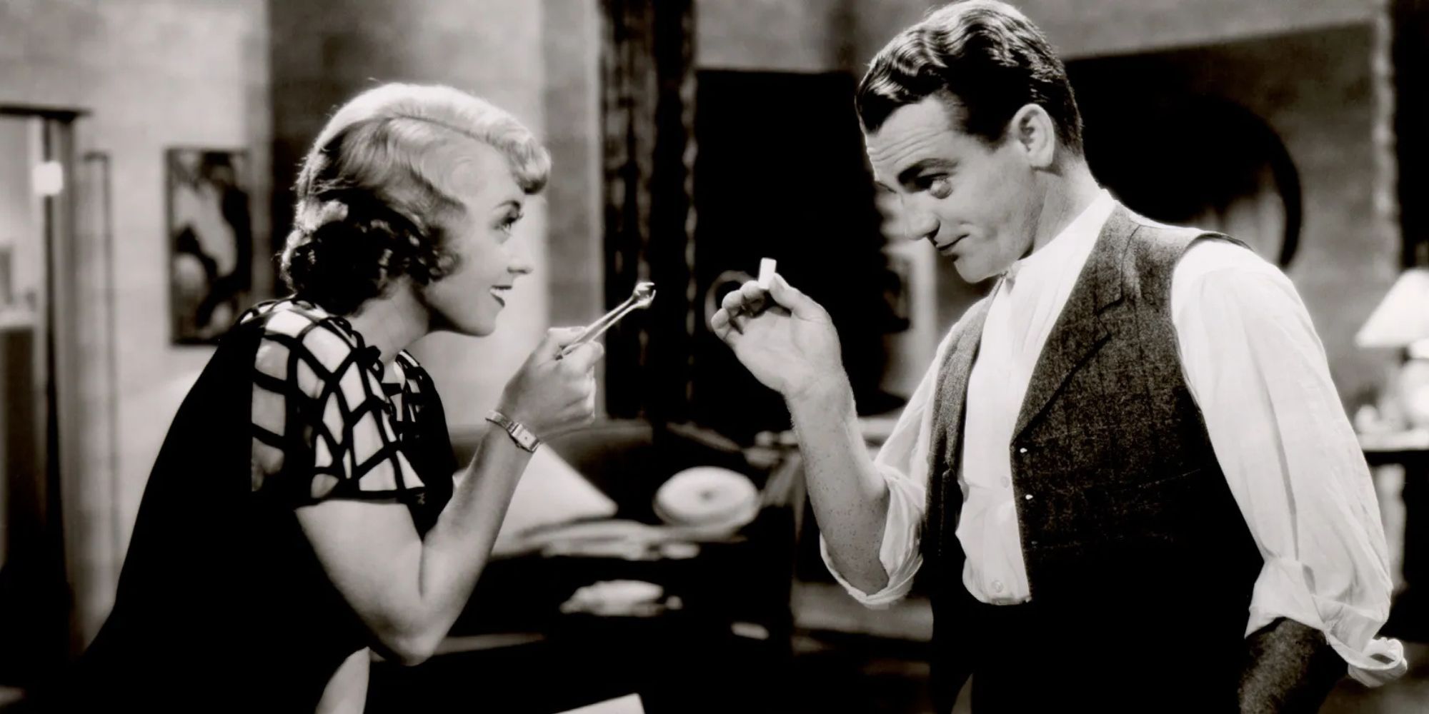 Joan Blondell and James Cagney in Footlight Parade (1933)