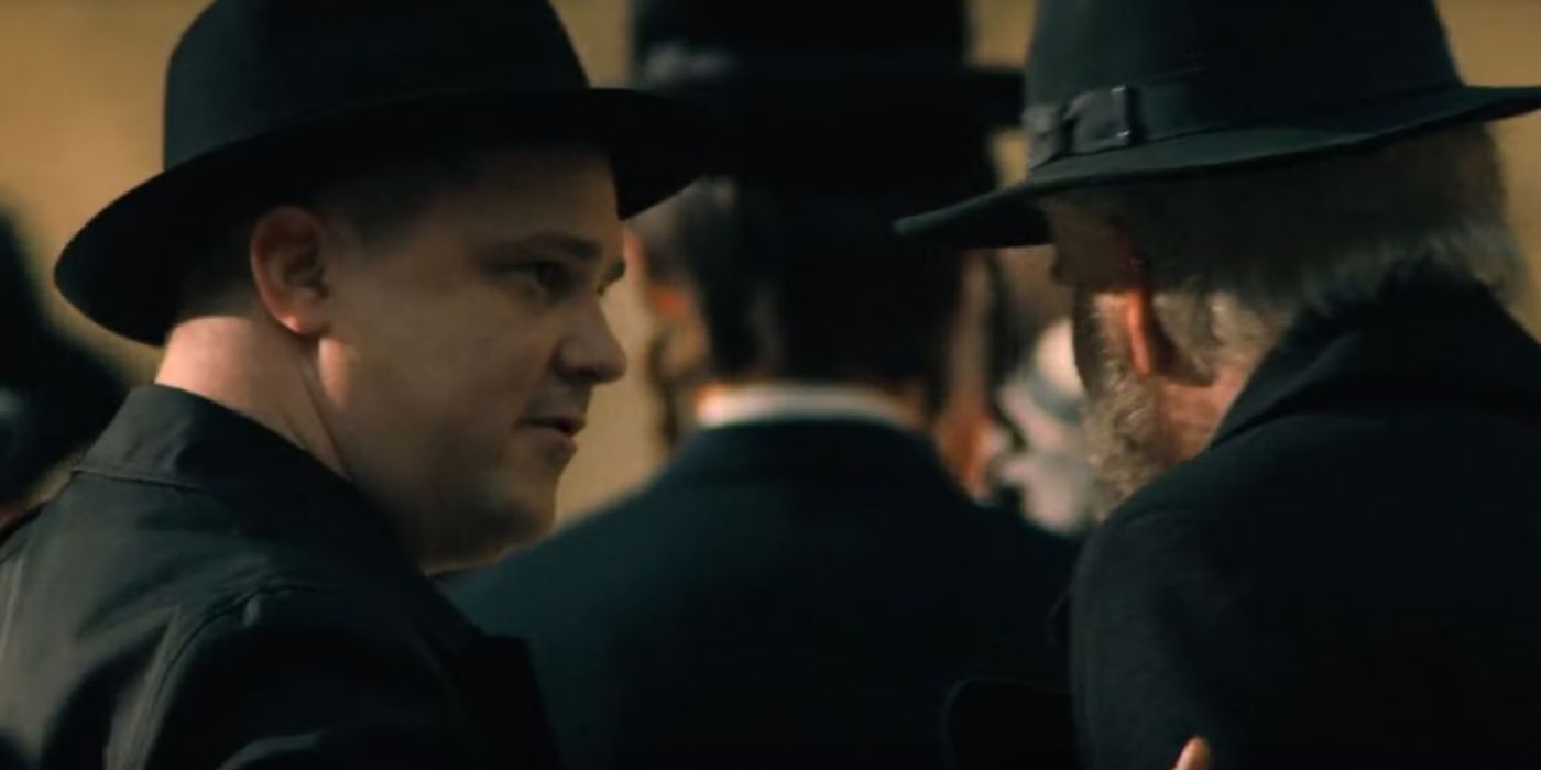 Mike Flanagan makes a cameo in his series &lsquo;Midnight Mass&rsquo;