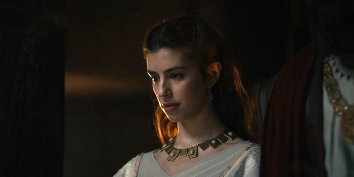 Yali Topol Margalith as Princess Mirab looks sad, standing next to her father, King Saul, in House of David.