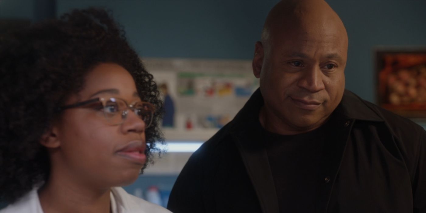 Kasie Hines (Diona Reasonover) and Sam Hanna (LL Cool J) in the forensics lab in NCIS.