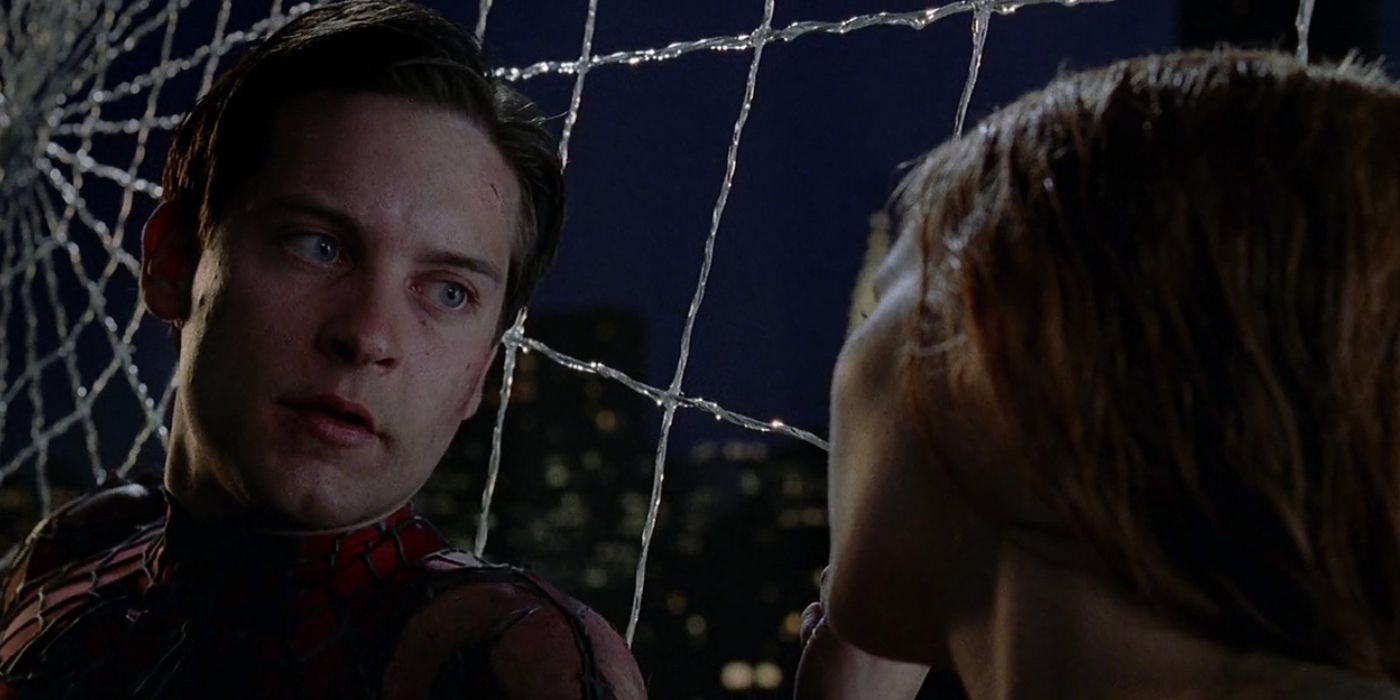 Peter conversando com MJ em sua web no Homem-Aranha 2