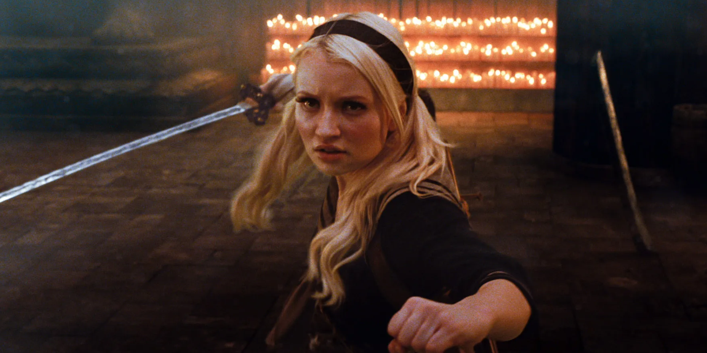 Babygirl (Emily Browning) prepares for a fight with a katana