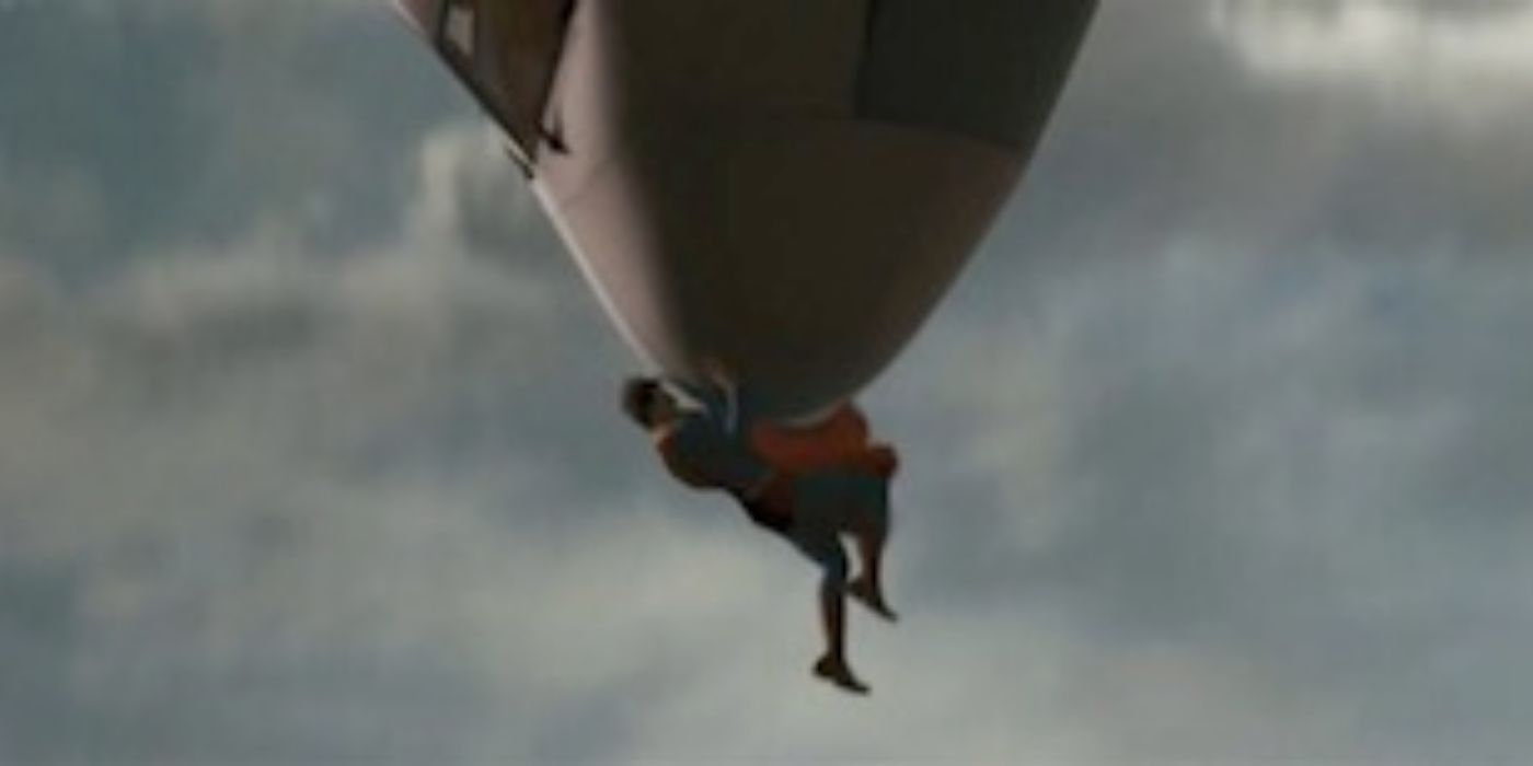 Superman catching a plane in Superman Returns