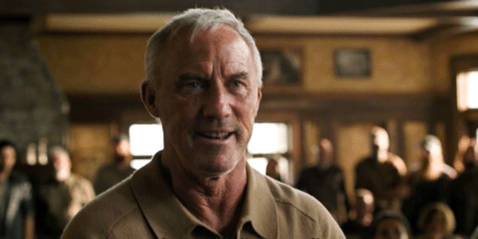 Seth (Robert John Burke) at the town meeting in The Last of Us Season 2, Episode 3.