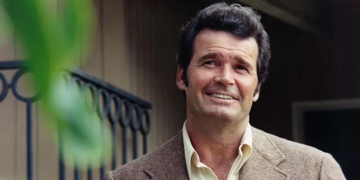 Jim Rockford smiles in The Rockford Files.