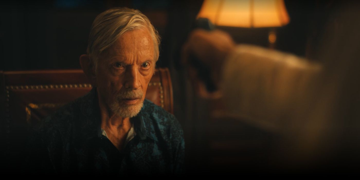 Scott Glenn as Jim Hollinger during the confrontation in the White Lotus Season 3 Episode 7.