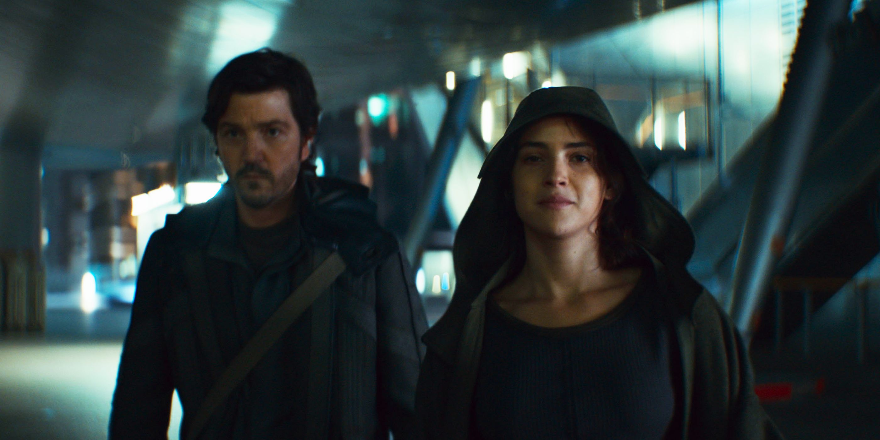 Adria Arjona prevzela glavno žensko vlogo v predelavi filma 'Afera Thomasa Crowna'