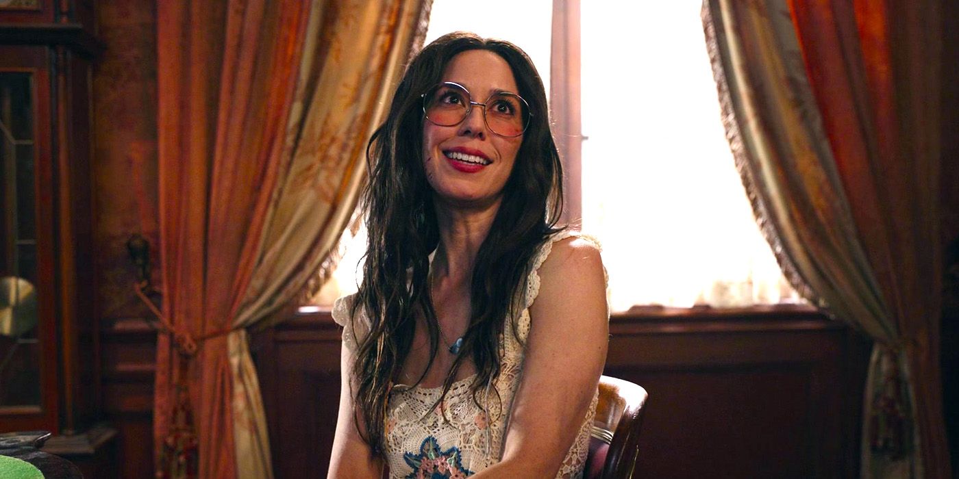 "It Gives Her a Little Bit of Power": 'Ghosts' Star Sheila Carrasco Reveals How Hetty and Trevor Brought Out a New Side of Flower [Exclusive]