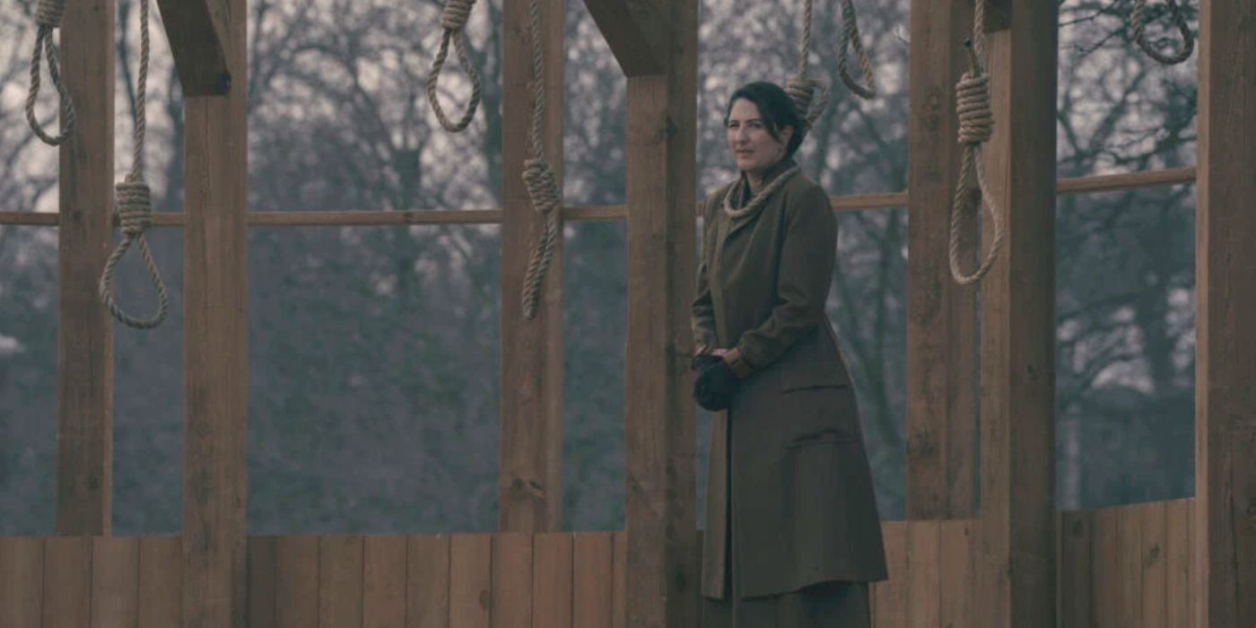 D'Arcy Carden as Ava in the episode "Execution" of 'The Handmaid's Tale.'